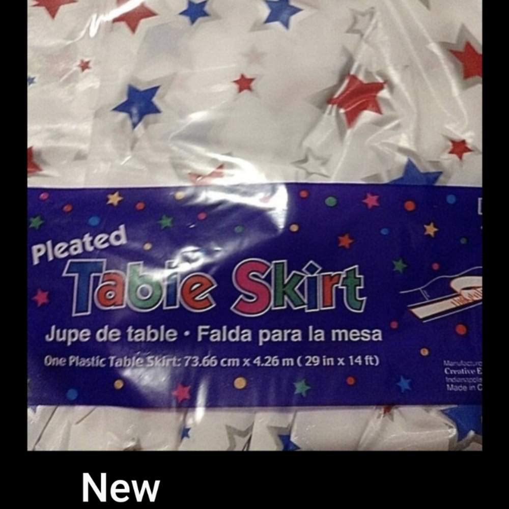 PLEATED TABLE SKIRT by Creative Expressions 29" X 14 FOOT. NEW